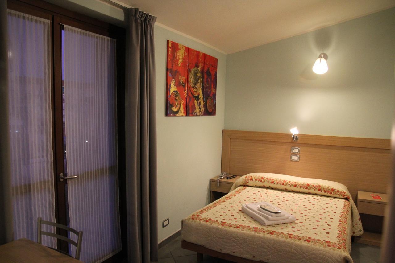 Albergo Verdi Novi Ligure Eksteriør bilde