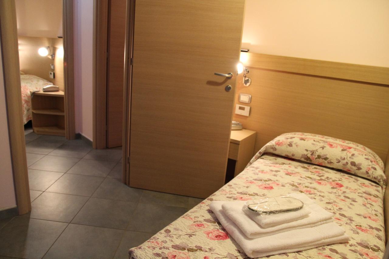 Albergo Verdi Novi Ligure Eksteriør bilde